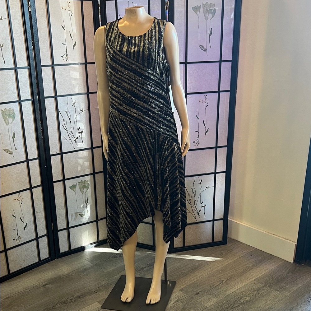 Calvin Klein Collection Black and Gold Midi Dress 
New with tag !!